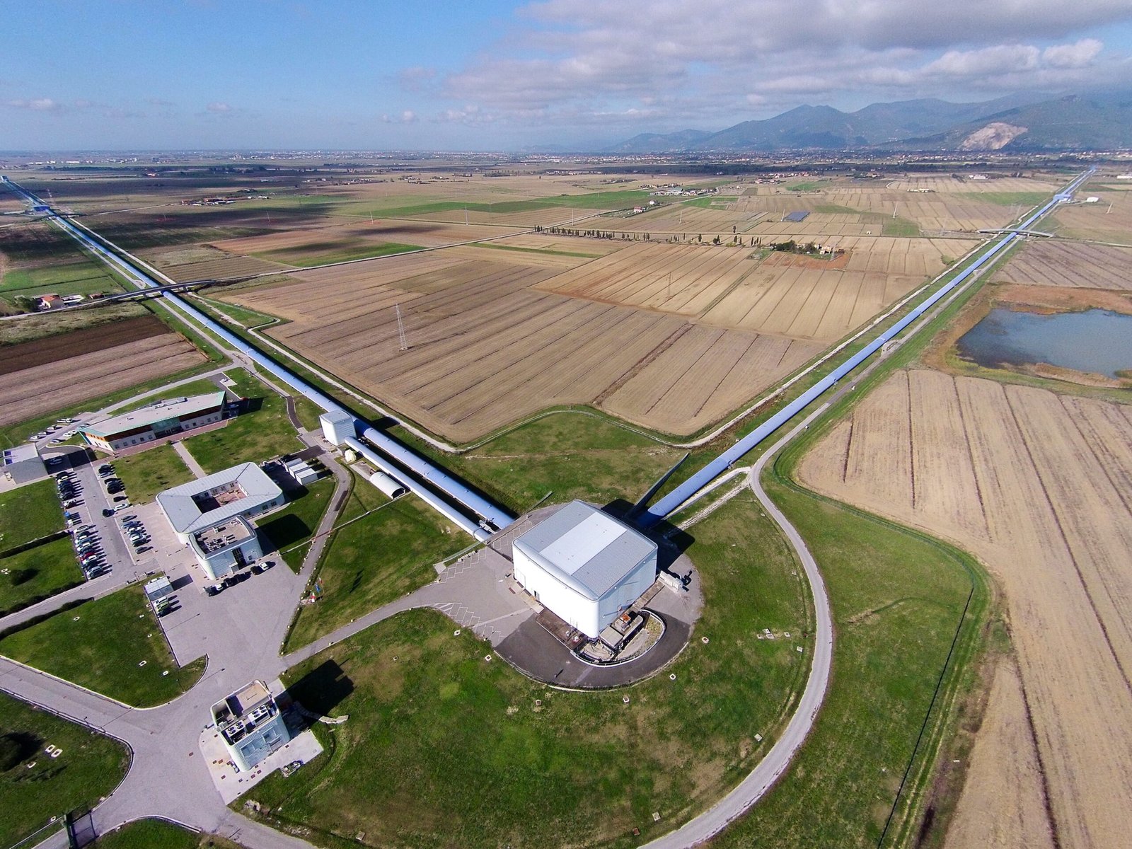 Virgo gravitational-wave detector